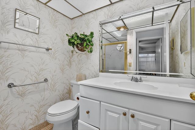 693 Burgundy O, Delray Beach, FL 33484