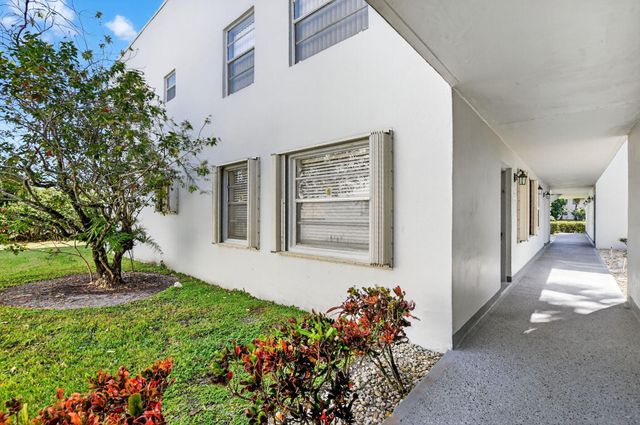 693 Burgundy O, Delray Beach, FL 33484