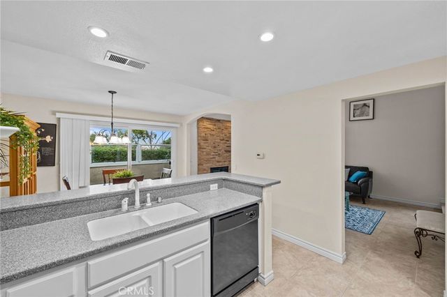 91 Stanford Court 62, Irvine, CA 92612