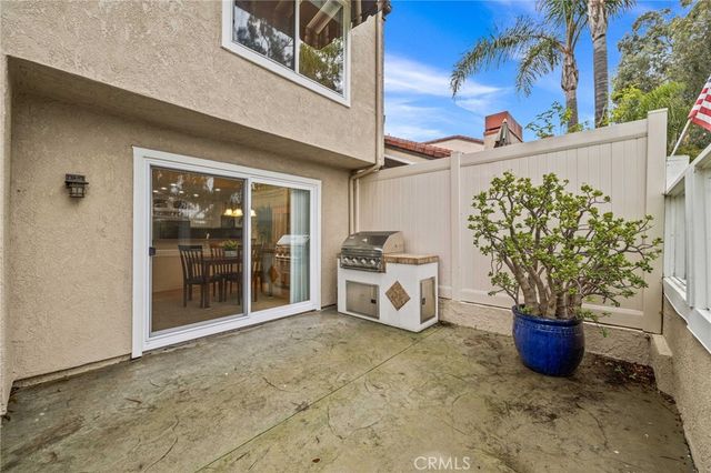 91 Stanford Court 62, Irvine, CA 92612