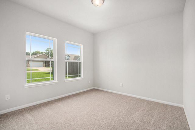 6 Cattle Dr, Bay City, TX 77414