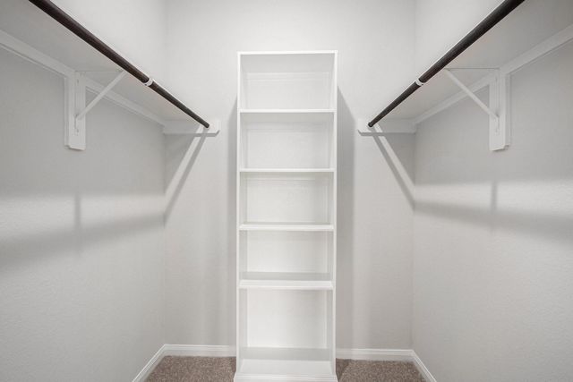 6 Cattle Dr, Bay City, TX 77414