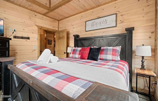 844 Osprey Way, Pigeon Forge, TN 37863