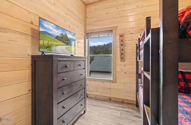 844 Osprey Way, Pigeon Forge, TN 37863