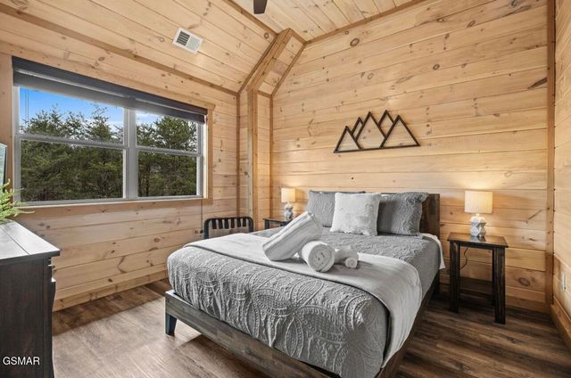 844 Osprey Way, Pigeon Forge, TN 37863