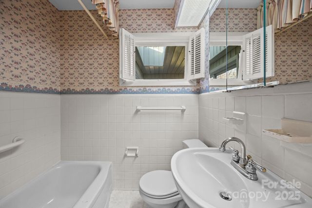 417 Thomas Trail, Gastonia, NC 28054