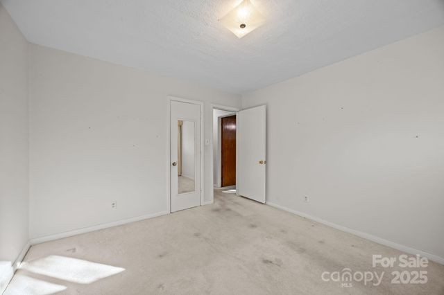 417 Thomas Trail, Gastonia, NC 28054