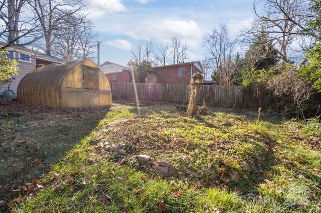 417 Thomas Trail, Gastonia, NC 28054