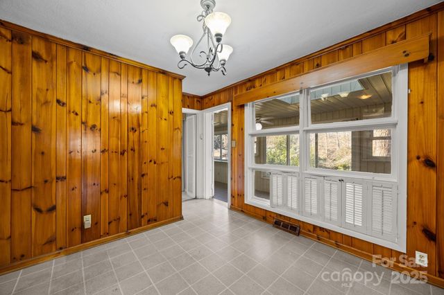 417 Thomas Trail, Gastonia, NC 28054