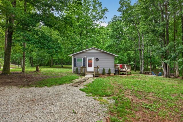 12111221 Camp Belle Air Rd, Sparta, TN 38583