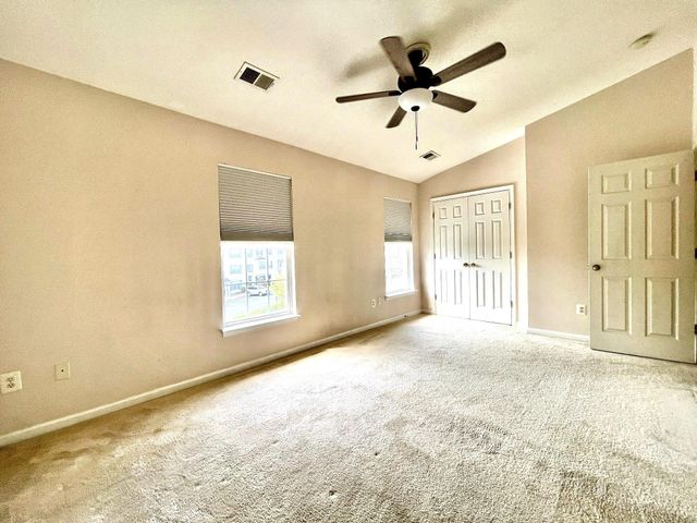 1313 PENDLETON LN, Strasburg, VA 22657