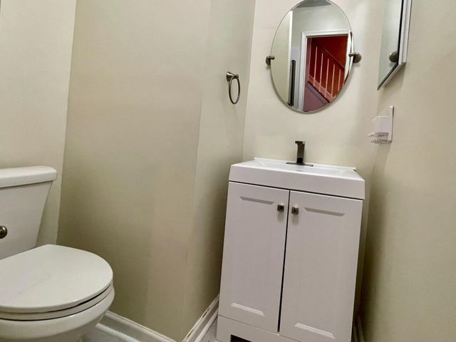 1313 PENDLETON LN, Strasburg, VA 22657