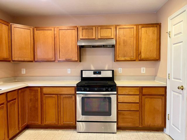 1313 PENDLETON LN, Strasburg, VA 22657