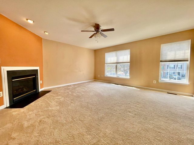 1313 PENDLETON LN, Strasburg, VA 22657
