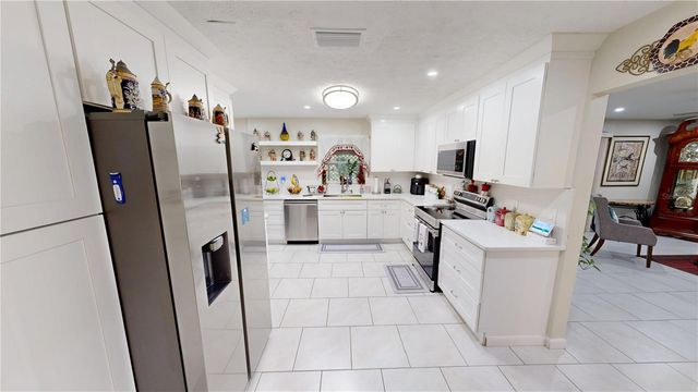 606 DALI DRIVE, Brandon, FL 33511