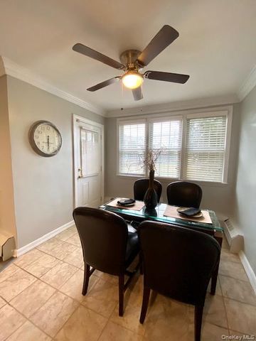 69 Prospect Avenue 11P, Hewlett, NY 11557