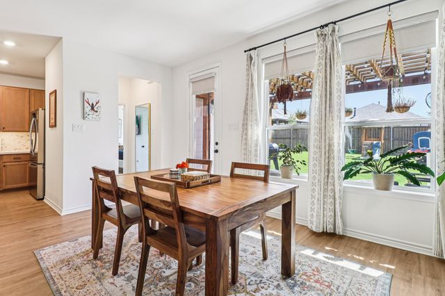 948 Brock Drive, Aubrey, TX 76227