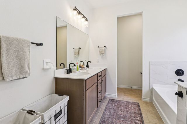 948 Brock Drive, Aubrey, TX 76227