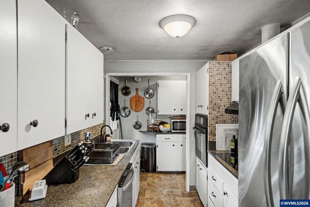 1795 B St NE, Salem, OR 97301