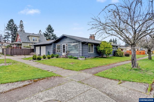 1795 B St NE, Salem, OR 97301