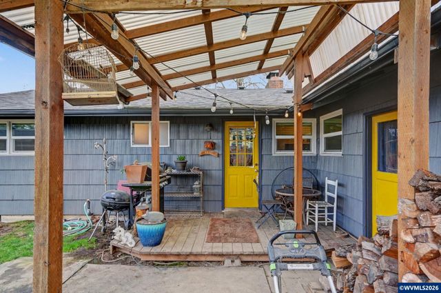 1795 B St NE, Salem, OR 97301