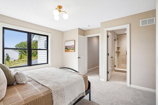 6248 Harkness Alcove S, Cottage Grove, MN 55016