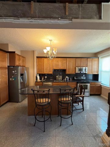 3543 Humphrey Street, St Louis, MO 63118