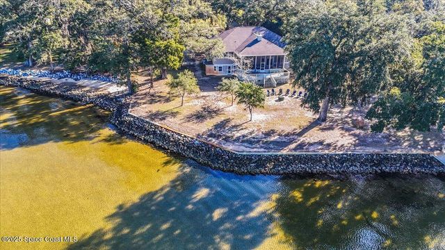 449 S Garcon Point Road, Milton, FL 32583