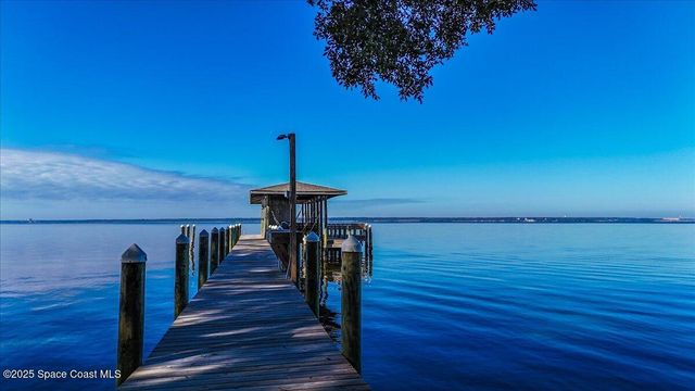 449 S Garcon Point Road, Milton, FL 32583