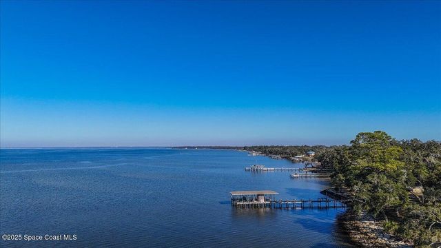 449 S Garcon Point Road, Milton, FL 32583