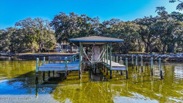 449 S Garcon Point Road, Milton, FL 32583