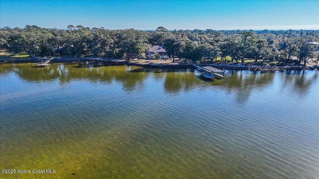 449 S Garcon Point Road, Milton, FL 32583