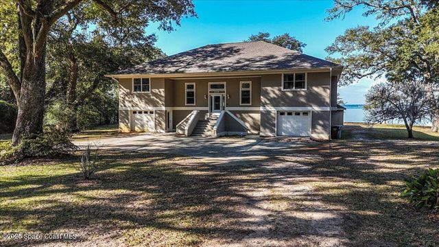 449 S Garcon Point Road, Milton, FL 32583