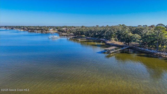 449 S Garcon Point Road, Milton, FL 32583