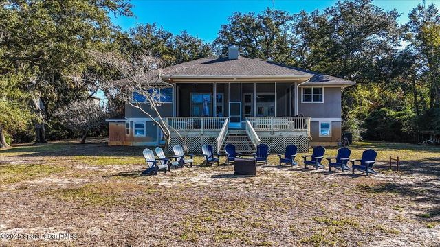 449 S Garcon Point Road, Milton, FL 32583