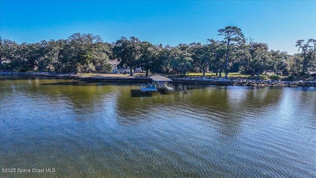 449 S Garcon Point Road, Milton, FL 32583