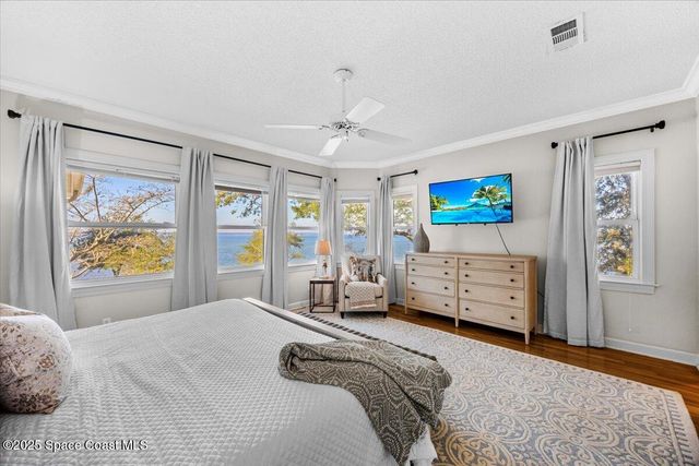 449 S Garcon Point Road, Milton, FL 32583