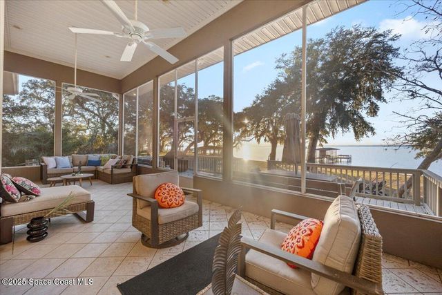 449 S Garcon Point Road, Milton, FL 32583
