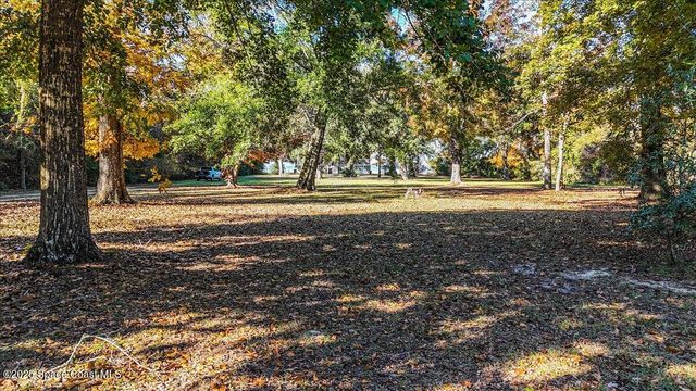 449 S Garcon Point Road, Milton, FL 32583