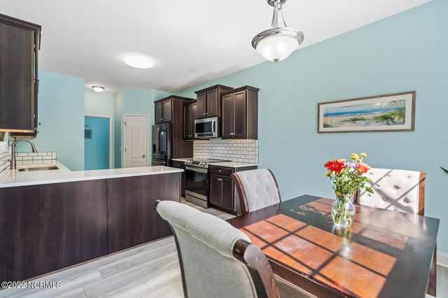 114 Camelot Drive, Holly Ridge, NC 28445