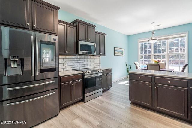 114 Camelot Drive, Holly Ridge, NC 28445