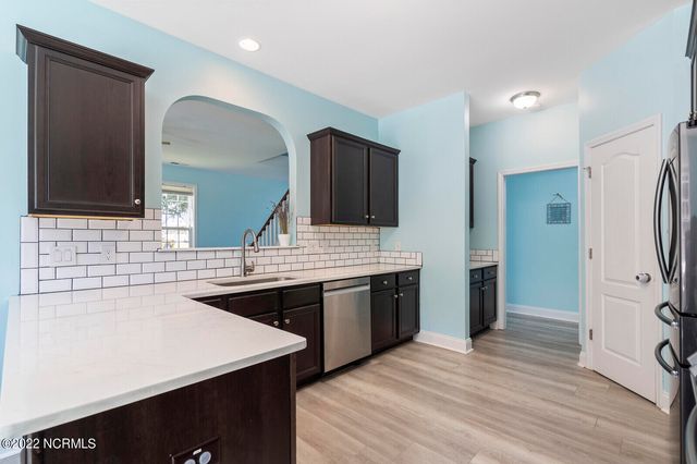 114 Camelot Drive, Holly Ridge, NC 28445