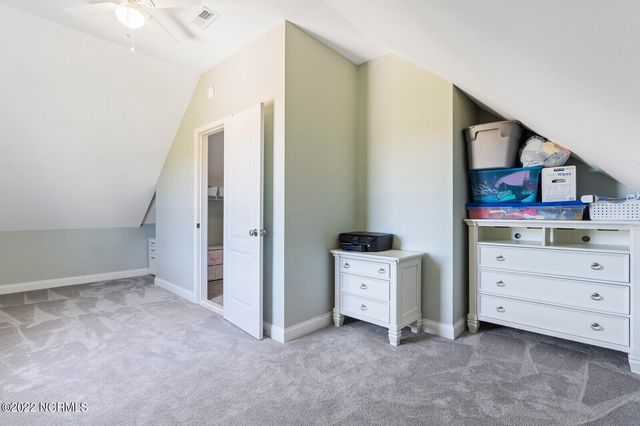 114 Camelot Drive, Holly Ridge, NC 28445