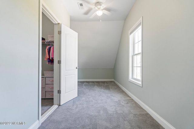 114 Camelot Drive, Holly Ridge, NC 28445