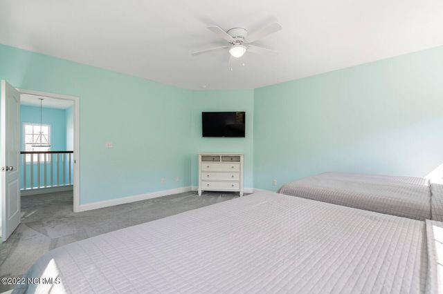 114 Camelot Drive, Holly Ridge, NC 28445