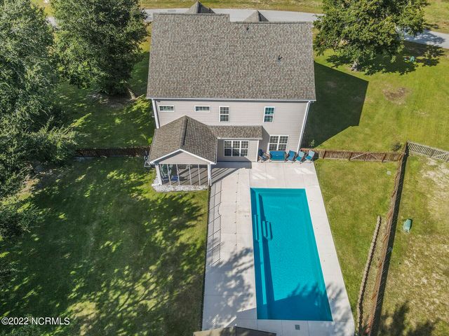 114 Camelot Drive, Holly Ridge, NC 28445