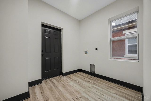 112 Valencia Street, Cincinnati, OH 45219