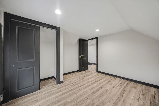 112 Valencia Street, Cincinnati, OH 45219