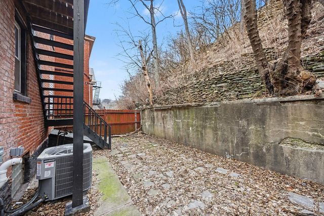 112 Valencia Street, Cincinnati, OH 45219