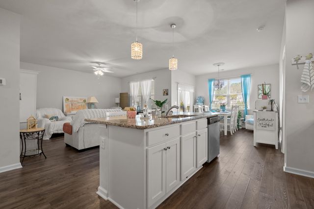 219 Pin Oak Dr., Murrells Inlet, SC 29576